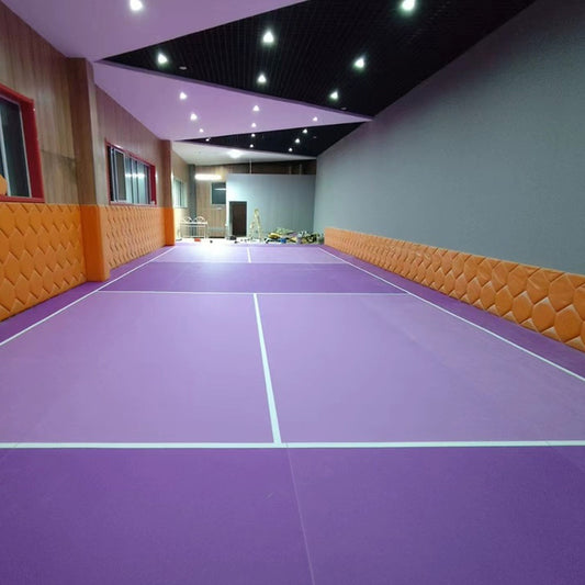 Suelo de PVC premium para interiores Beable para pickleball: colores personalizados e impresión de líneas. Muestra gratuita disponible.
